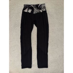 Lululemon Womens Black White High Waist Leggings Size 4 FLAWED